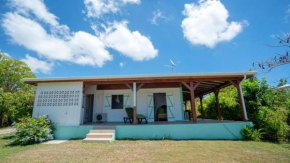 Maison de 2 chambres avec vue sur la mer jardin amenage et wifi a Saint Francois a 1 km de la plage